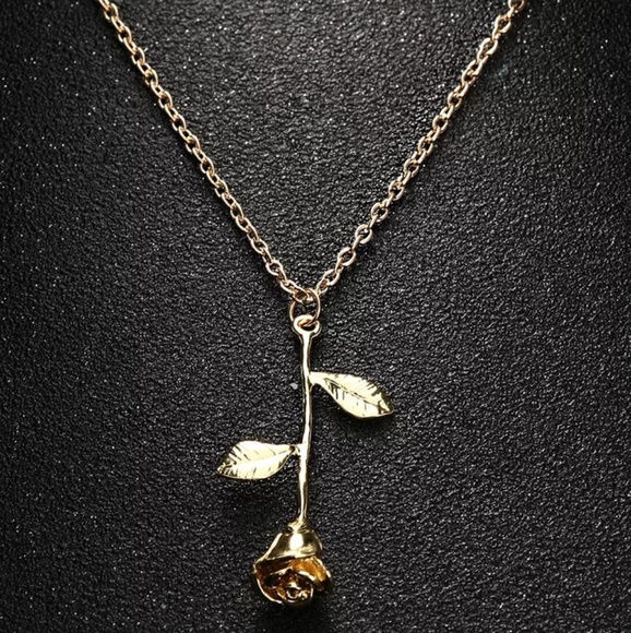 Rose Flower Simple Minimalistic Gold Necklace - Picture 1 of 5